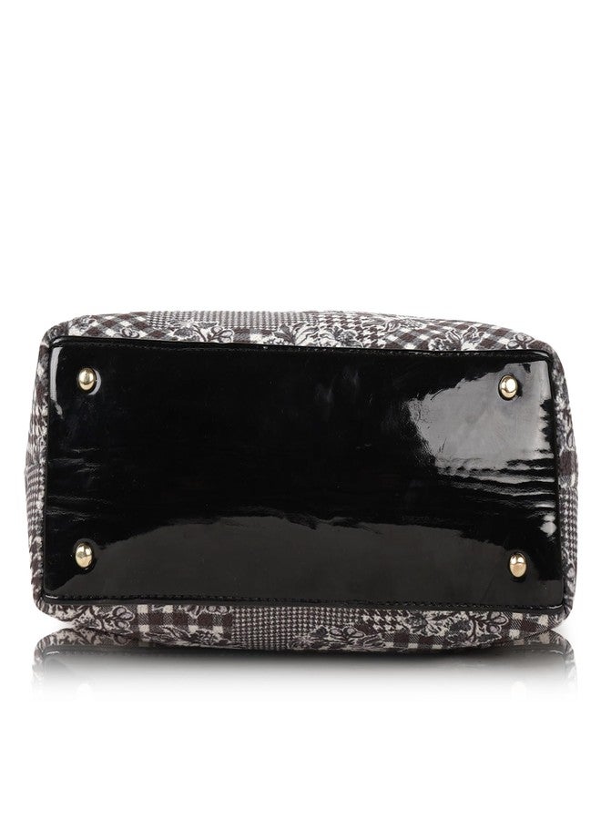 Daniel Clark حقيبة تسوق أنيقة من دانيال كلارك باللونين الأسود والأبيض بنقشة زهور مرقعة ومقابض لامعة (أسود) - Image 4